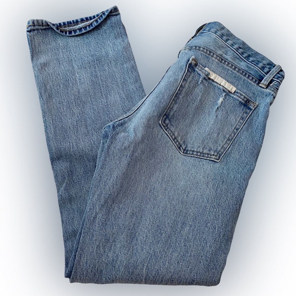 NWOT GAP STRAIGHT LEG REGULAR DENIM JEANS // SIZE 27💙